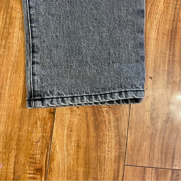 CABI Women’s Gray Wash 100% BF Boyfriend Ankle Denim Jean Size 12 - Picture 6 of 14